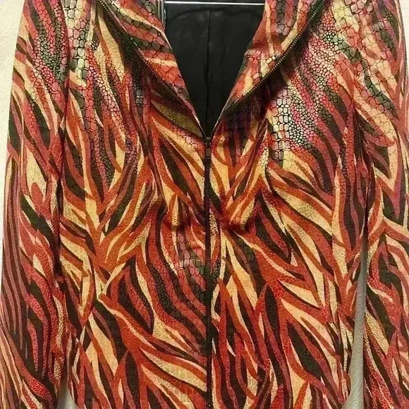 Cache Vintage Red Faux Suede Snake Embossed Print Moto Jacket Size 2 Double Zip - Picture 2 of 7